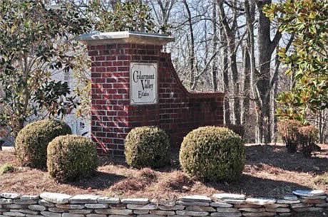1st image of 3037 Trotters Ln