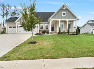 1240 Southbrook Cir NE, Canton, OH 44721