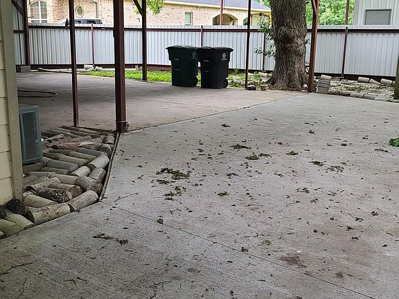 5th image of 508 E Burress St