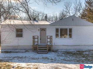 24149 Laurel Ave, Valley, NE 68064