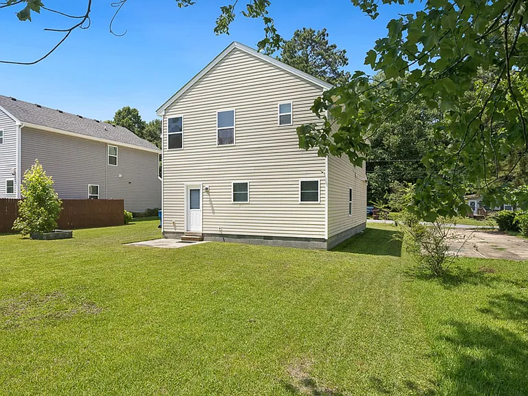 5003 Clifton St — Photo 36