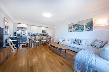 Rented by Rita S Citrin, LREB