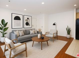 12132 Hart St APT 201, North Hollywood, CA 91605