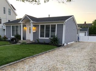 211 Philadelphia Ave, Point Pleasant Beach, NJ 08742