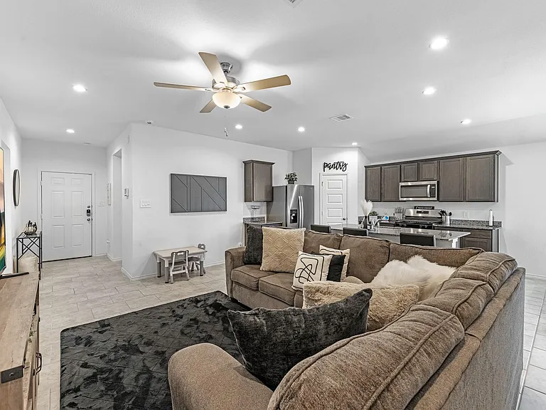 7534 Cynomys Ct — Photo 11