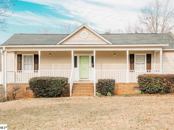 104 Lemon Creek Dr, Lyman, SC 29365