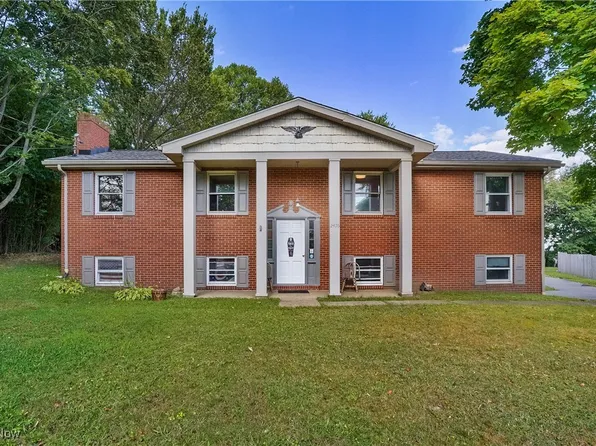 2476 Lisbon St, East Liverpool, OH 43920