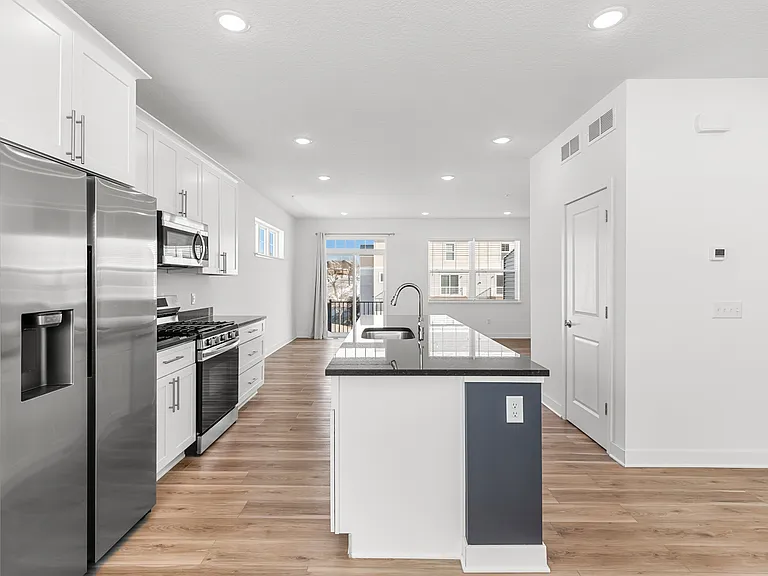 3155 Clover Ridge Dr — Photo 9