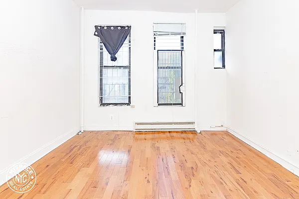 Rented by MySpaceNYC | media 33