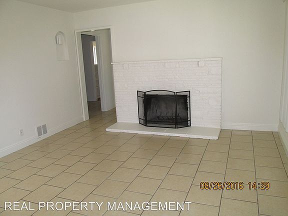 3rd image of 127 E Connecticut Ave APT A