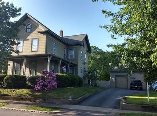 10 Charles St, Wakefield, MA 01880