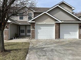 13741 Post Oak Ln, Platte City, MO 64079