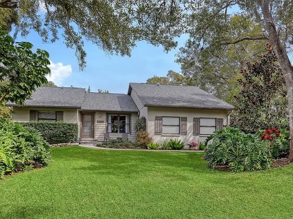 4711 Maid Marian Ln, Sarasota, FL 34232