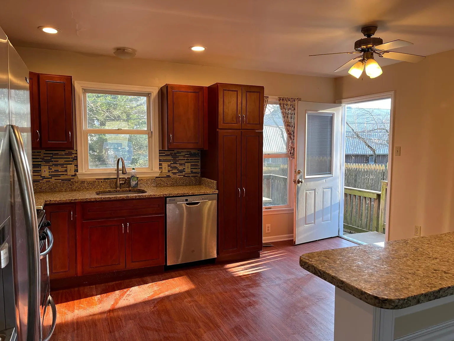 4 bed, 1578 sqft, $2,700 — Photo 1