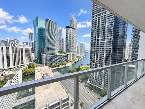 500 Brickell Ave APT 2405