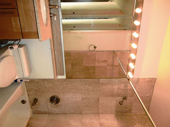 5th image of 350 W 50th St APT 34G