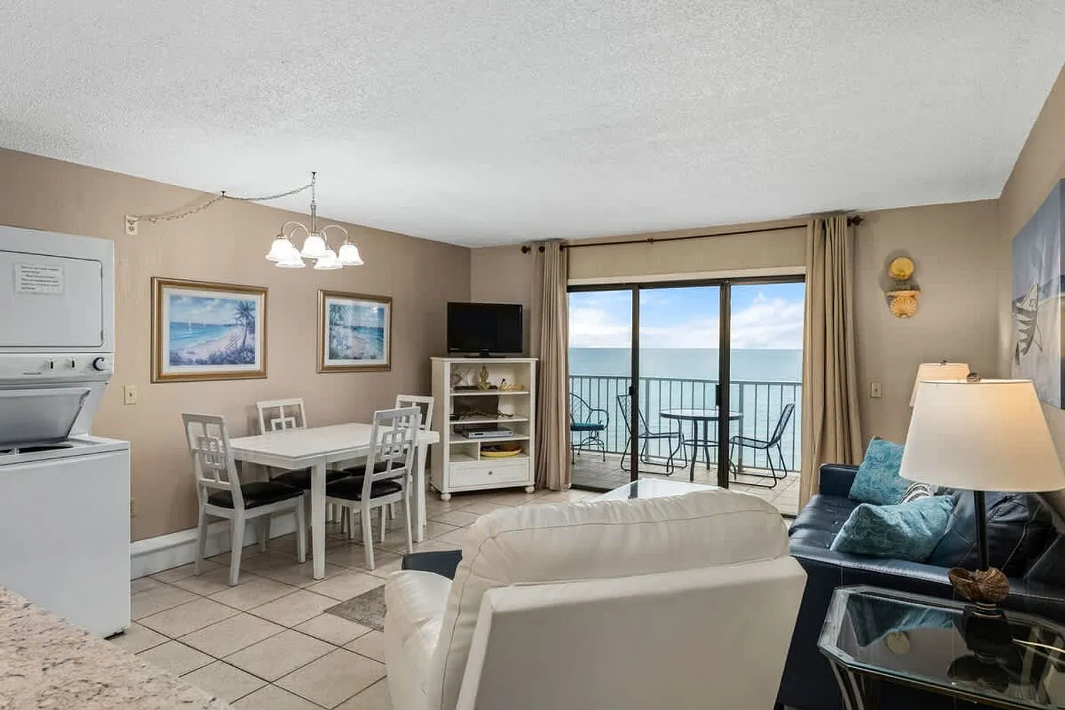1 bed, 1.0 bath, 731 sqft, $1,446 — Photo 4
