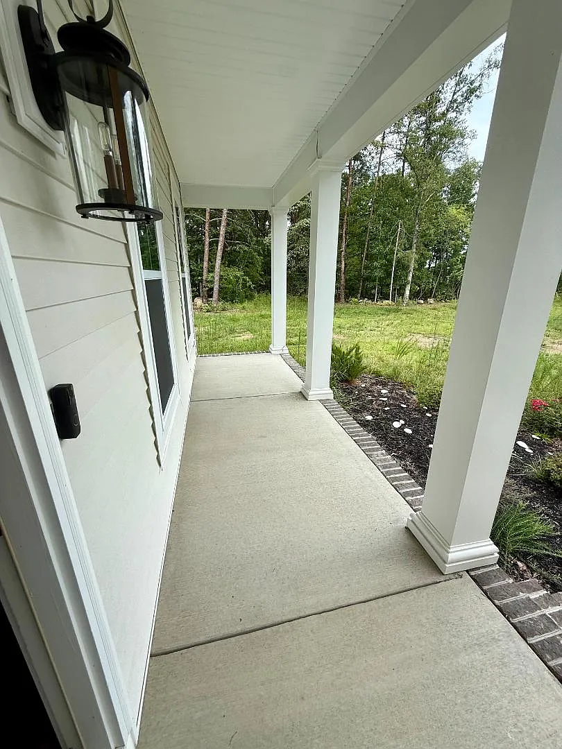 1809 Spreading Oak Rd — Photo 4