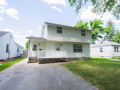 1618 10th St N, Fargo, ND, 58102