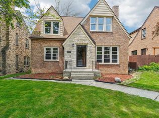 3459 S 38th St, Milwaukee, WI 53215