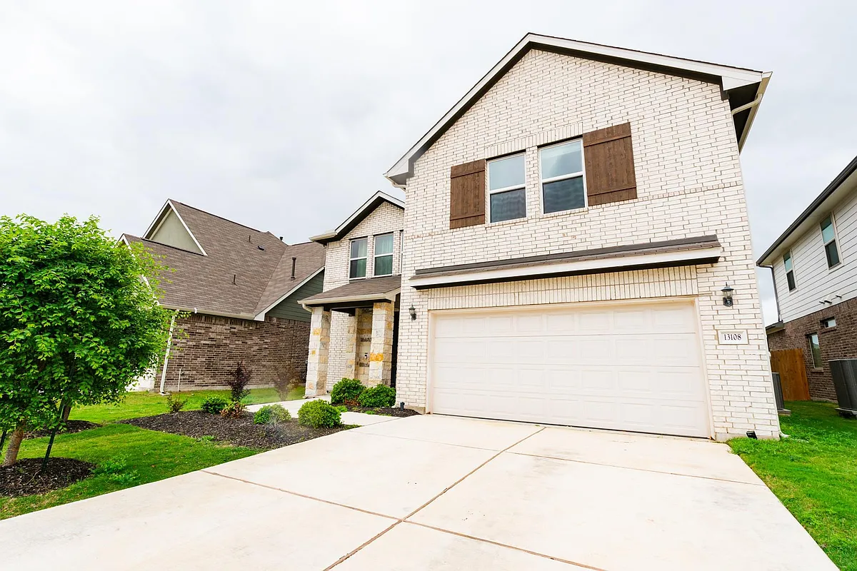 Building Photo - 13108 Chapala Way
