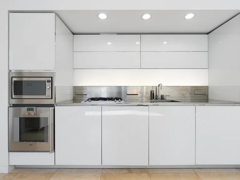 838 Hastings St W #1706 — Photo 6