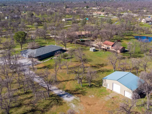 10387 Maddelein Ln, Palo Cedro, CA 96073