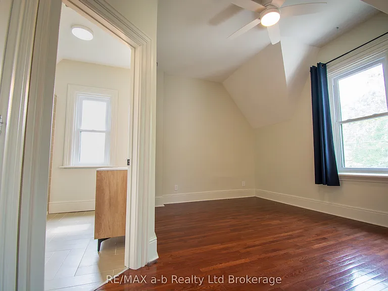 66 Daly Ave #5 — Photo 18