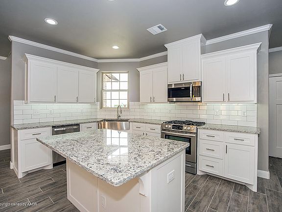 5th image of 21 Grace Wood Ln
