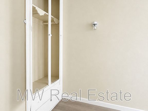 2nd image of 4017 W 28th St APT 9