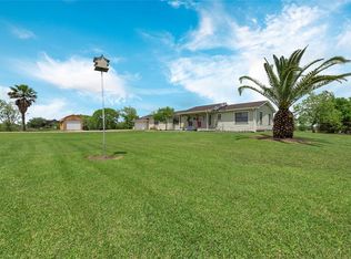 10015 County Road 168, Alvin, TX 77511