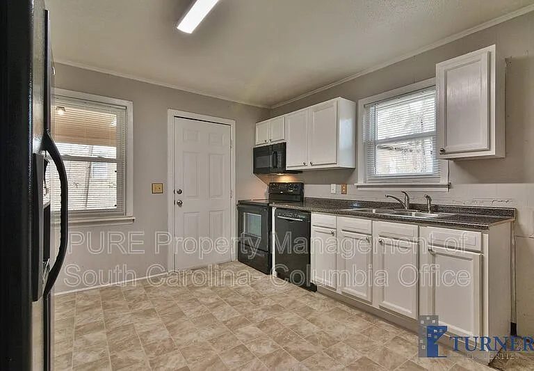 532 Calvary Dr — Photo 18