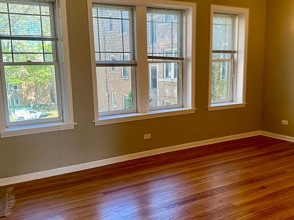 2nd image of 124 Callan Ave APT 2B