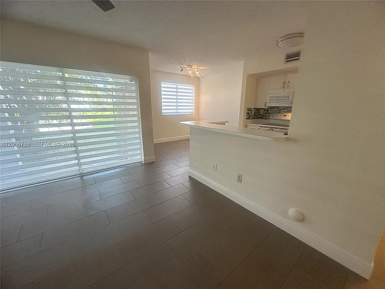 2640 S University Dr #118 — Photo 7