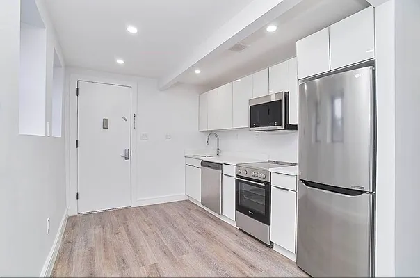 Rented by REAL New York | media 6