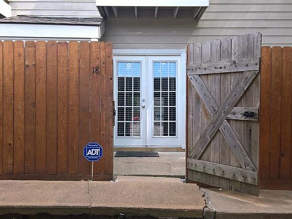 3rd image of 11710 Southlake Dr Unit 18