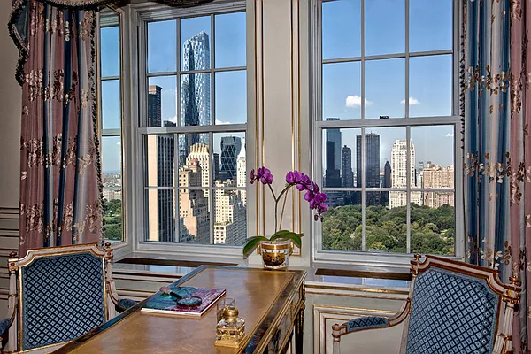 Sold by Brown Harris Stevens | media 19