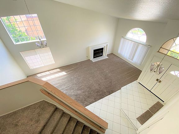 5th image of 16504 La Quinta Way