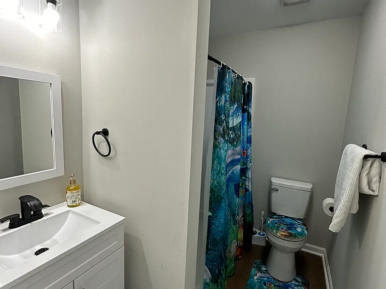 9430 Dewey Dr — Photo 2