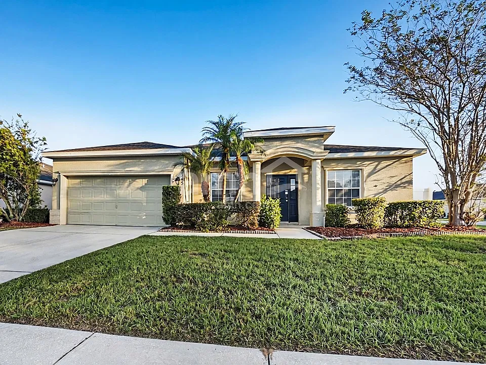 5745 Woodruff Way