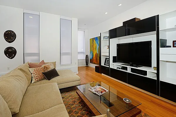 Sold by Hudson Place Realty | media 6