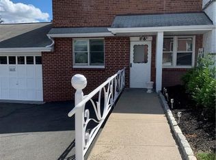 174 Buckingham Rd #1, Yonkers, NY 10701