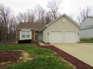 32 Arrowhead Dr, Amelia, OH 45102