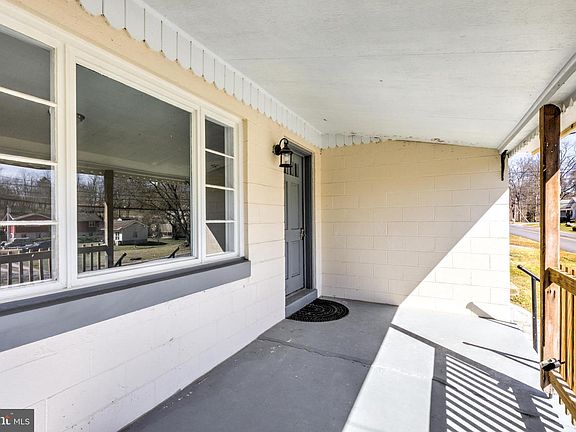 3rd image of 215 Akron Rd