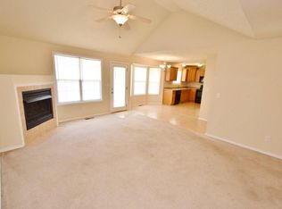 4431 W Bull Run Battle St, Battlefield, MO 65619