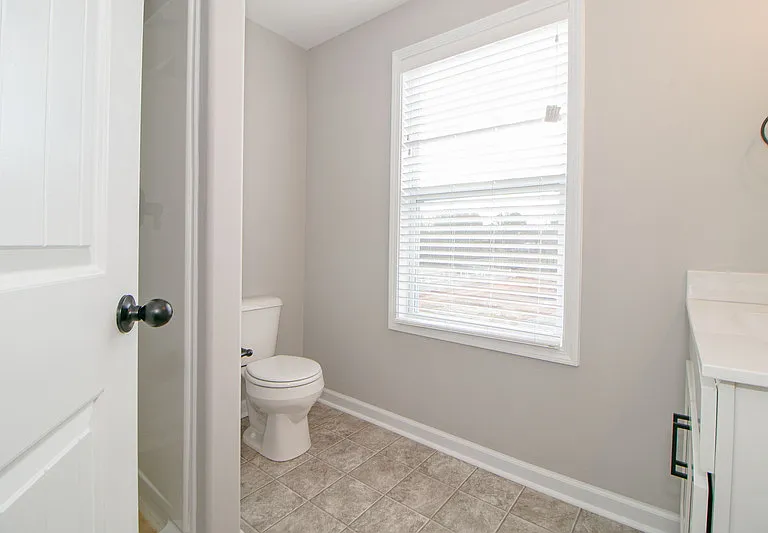 1115-I3 Hillwood Dr — Photo 10