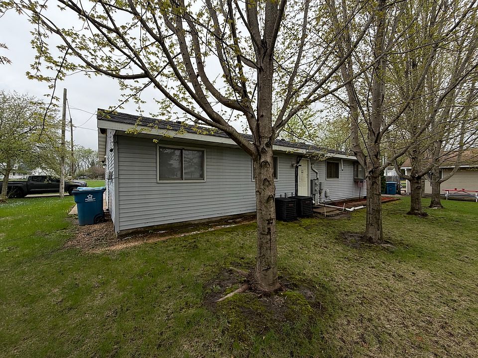1st image of 161 N Bailey Ave