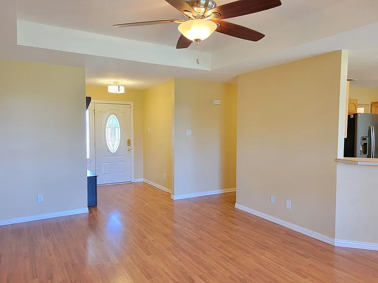 2301 Jadyn Ln — Photo 7