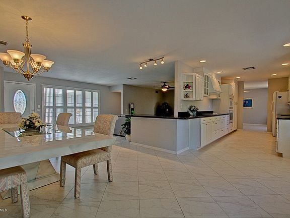 2nd image of 9721 W Appaloosa Dr