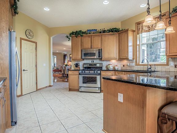 5th image of 4540 Kimberly Ct N